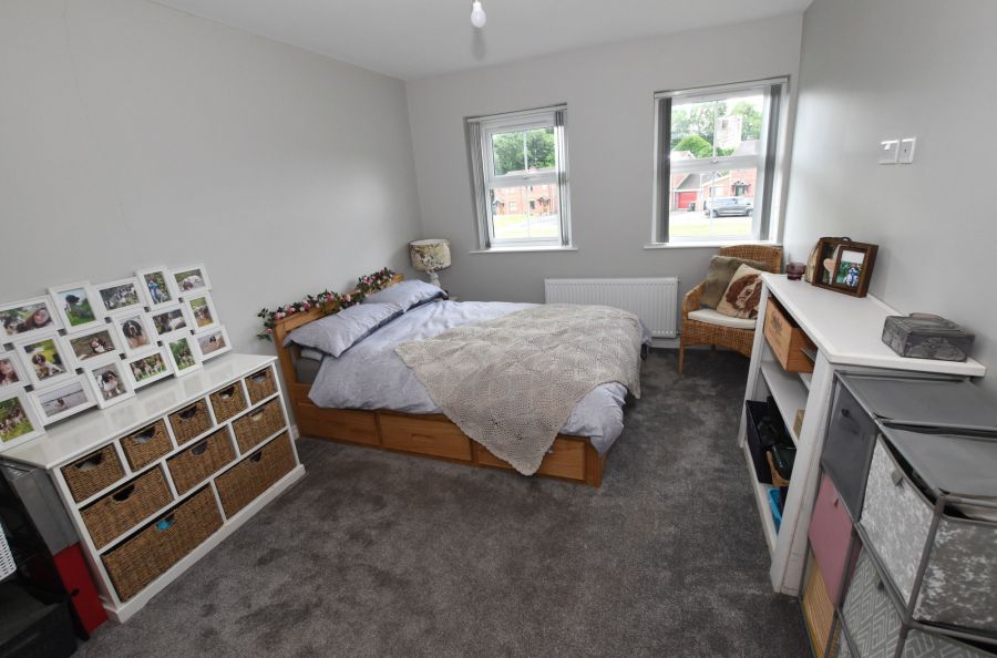 16 Glebe Close