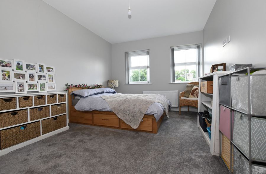 16 Glebe Close