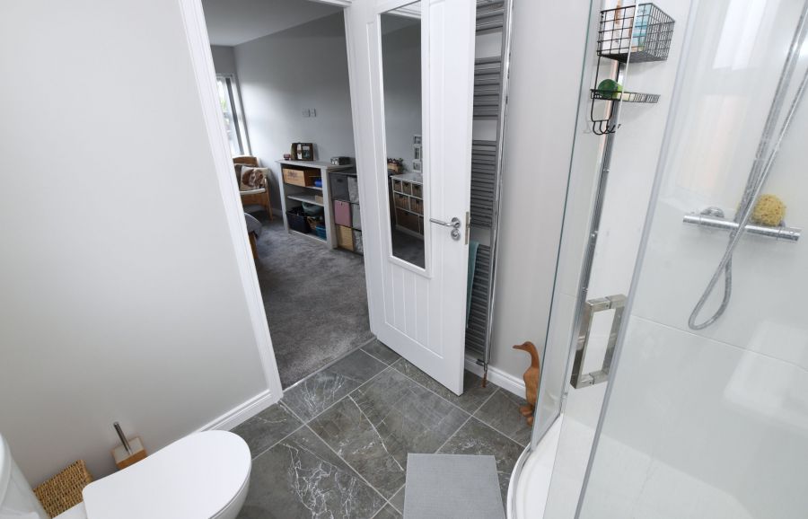 16 Glebe Close
