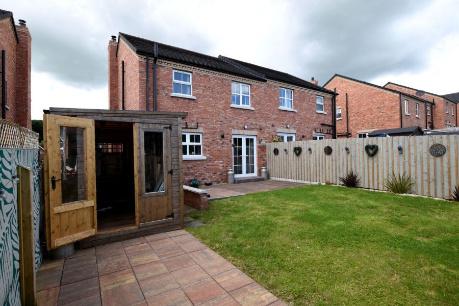 16 Glebe Close