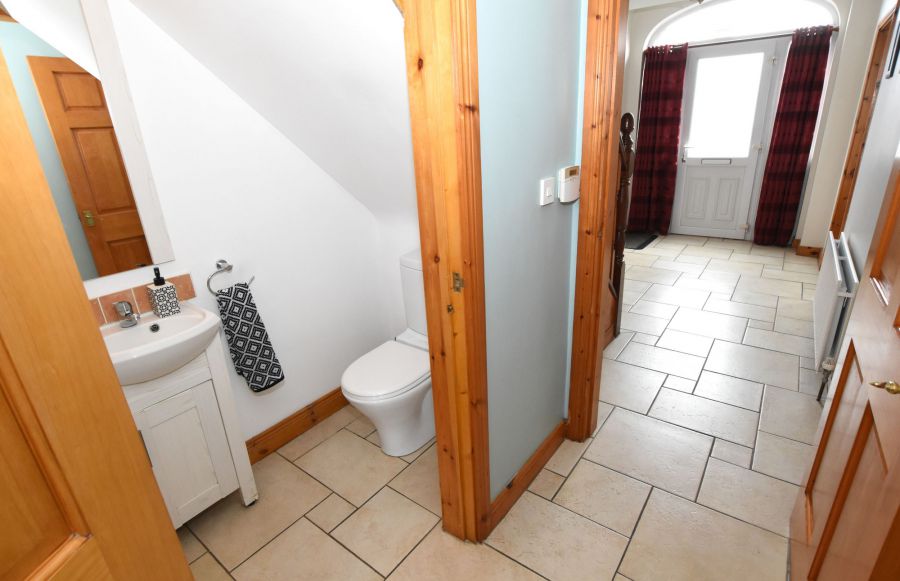 18a Portmore Lea