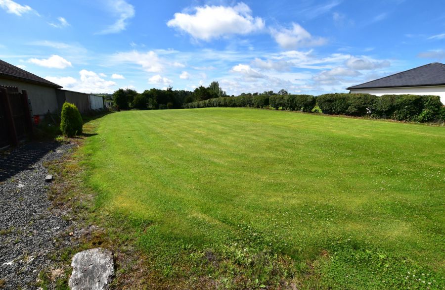 A country cottage on grounds extending to approximately 0.6 acre, 31 Hillsborough Road