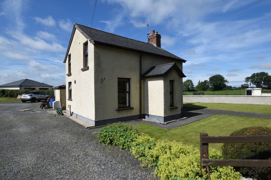 A country cottage on grounds extending to approximately 0.6 acre, 31 Hillsborough Road