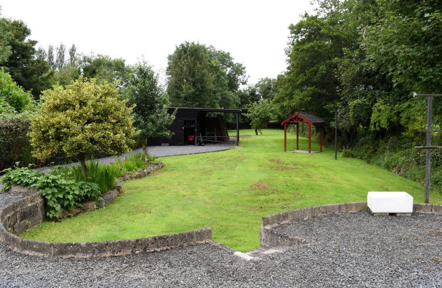 Detached country cottage with spacious gardens, 7 Glenavy Road