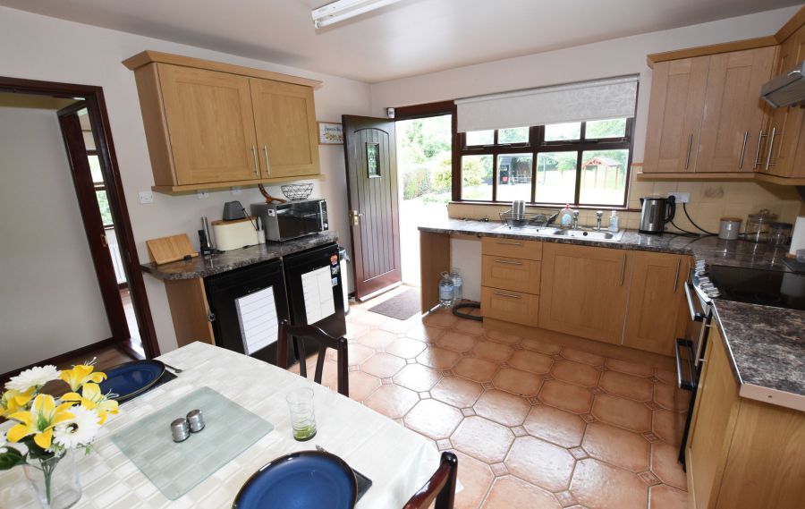 Detached country cottage with spacious gardens, 7 Glenavy Road