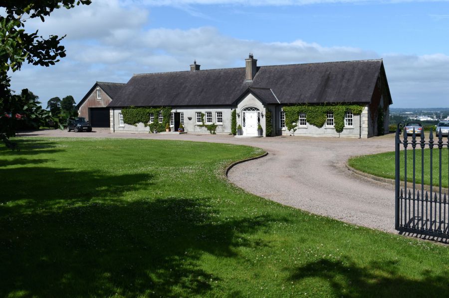 24 Clogher Road, Lisburn City, BT27 5PQ