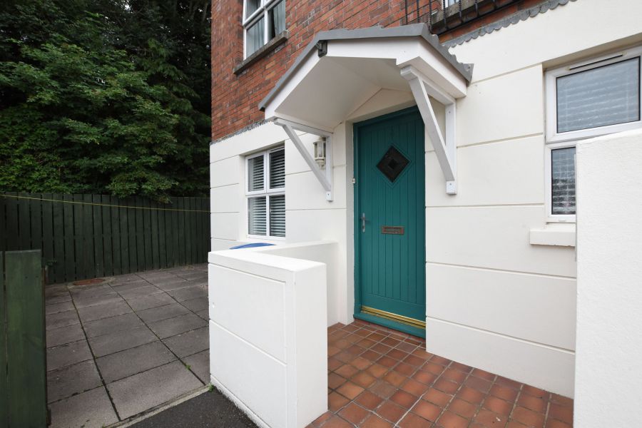 4 Rockfield Court