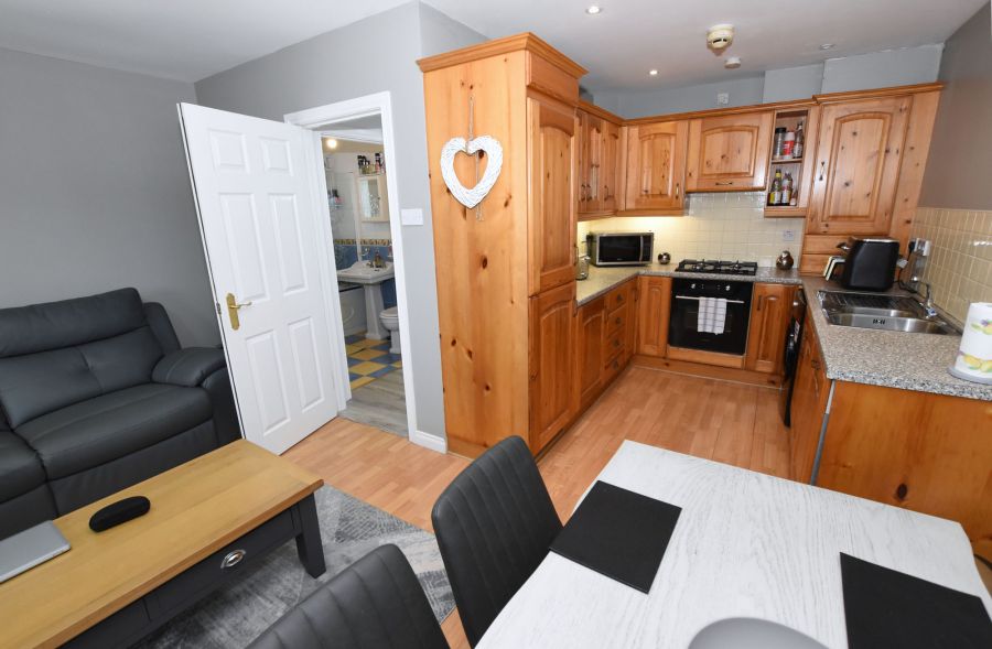 4 Rockfield Court