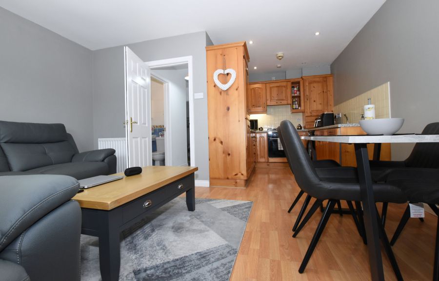 4 Rockfield Court