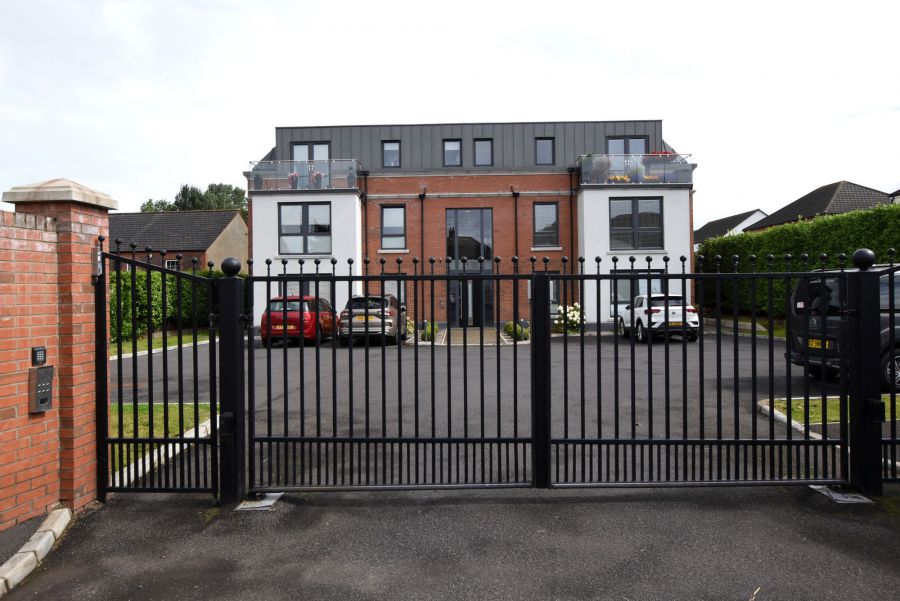 Contemporary first floor apartment, Apt 4  7 Meeting Street, Moira, BT67 0NR