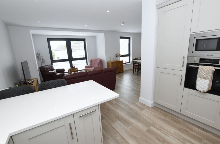 Contemporary first floor apartment, Apt 4  7 Meeting Street