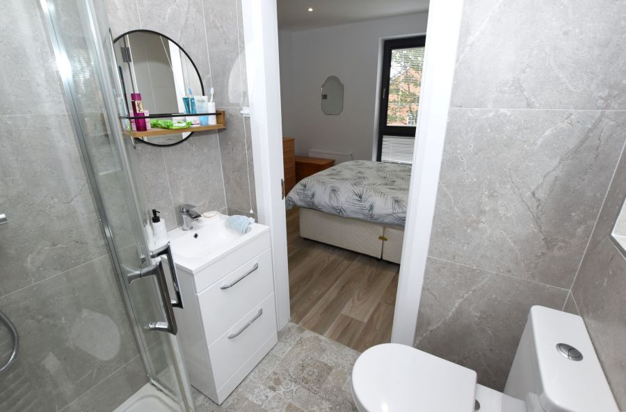 Contemporary first floor apartment, Apt 4  7 Meeting Street