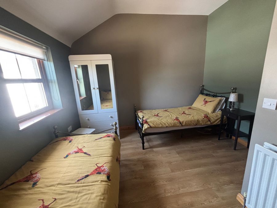 Flatfield Clocktower Cottages, Cottage 4 71 Lany Road