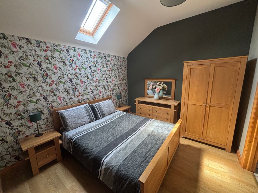 Flatfield Clocktower Cottages, Cottage 2 71 Lany Road