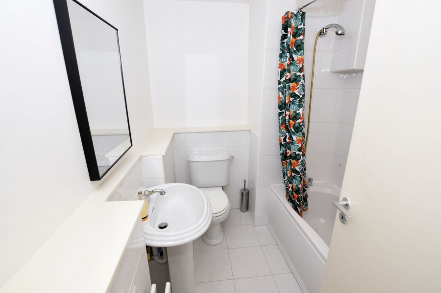 Apt 40 City Gate
