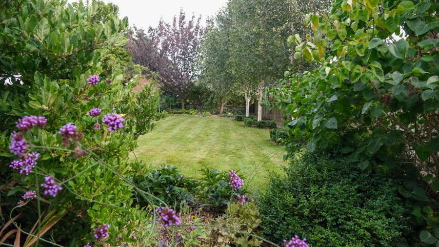 4 Farm Court
