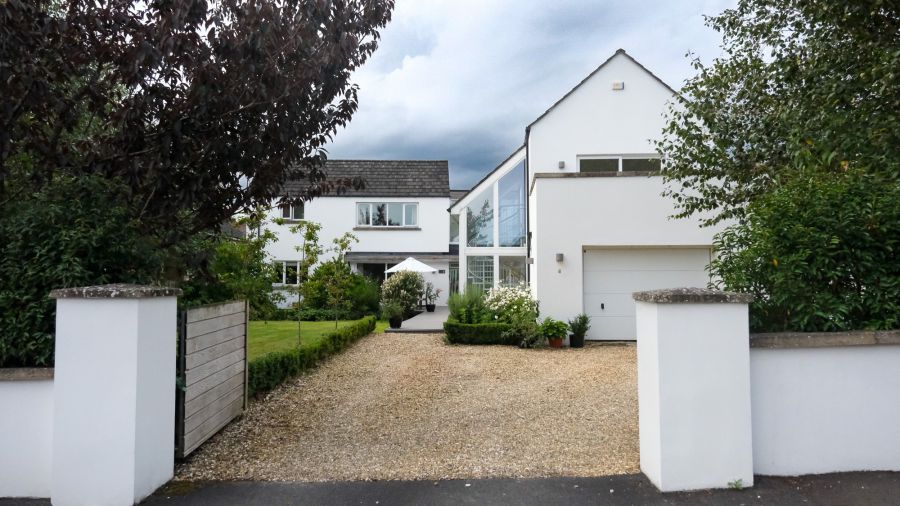 4 Farm Court
