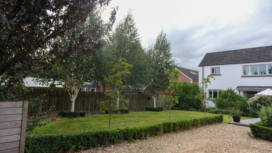 4 Farm Court