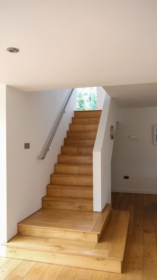 4 Farm Court
