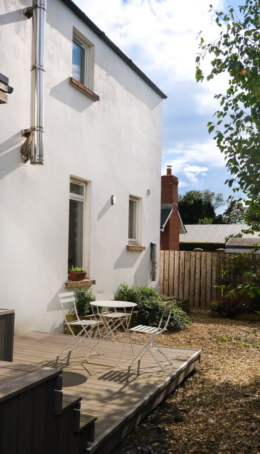 4 Farm Court