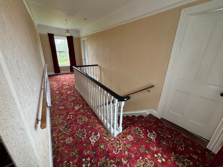 11 Tullyrusk Road