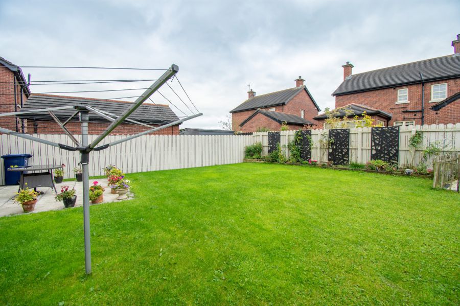 76 Ballynadrone Meadows