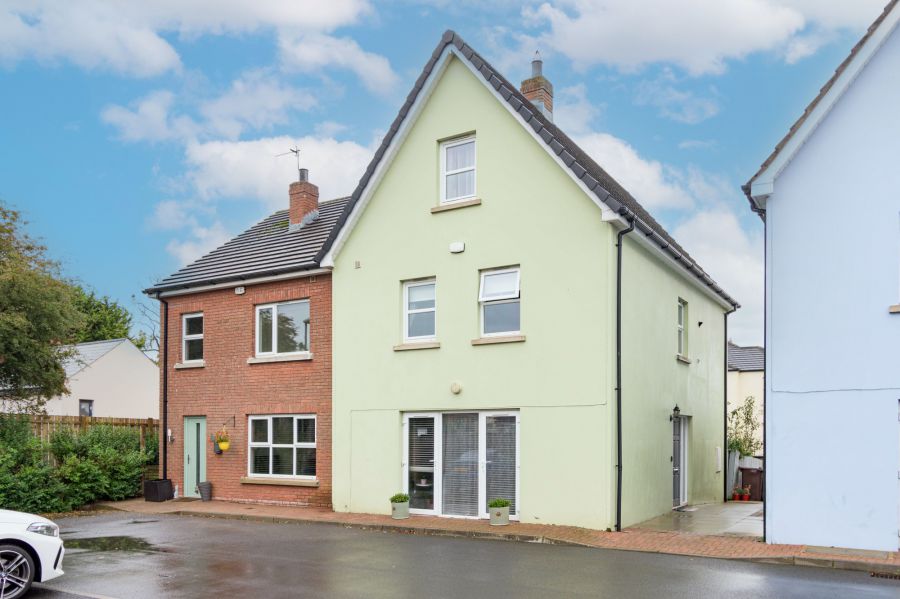 5 Kingsfort Square