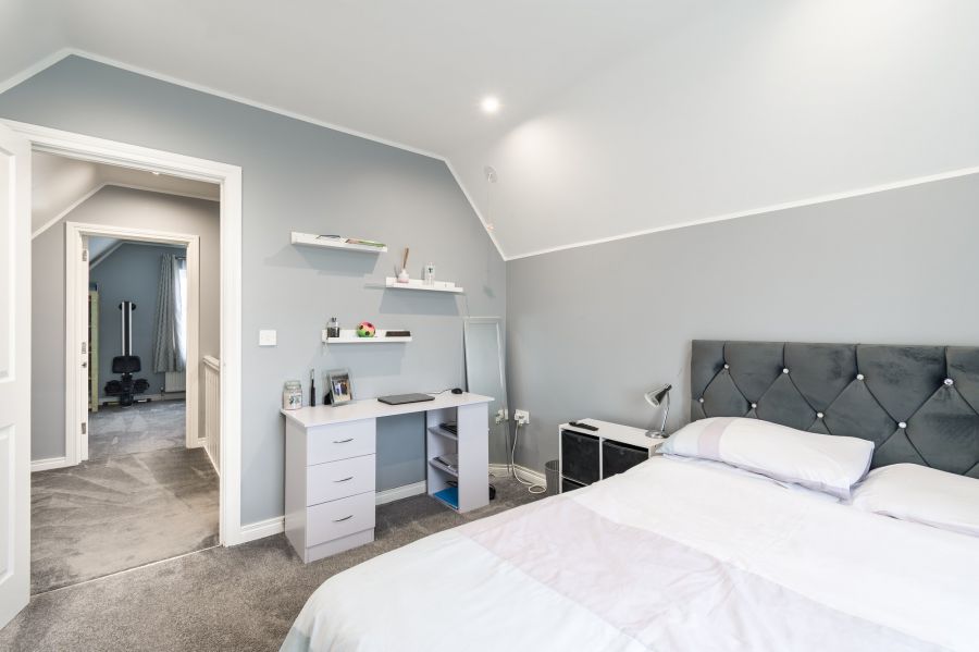 5 Kingsfort Square
