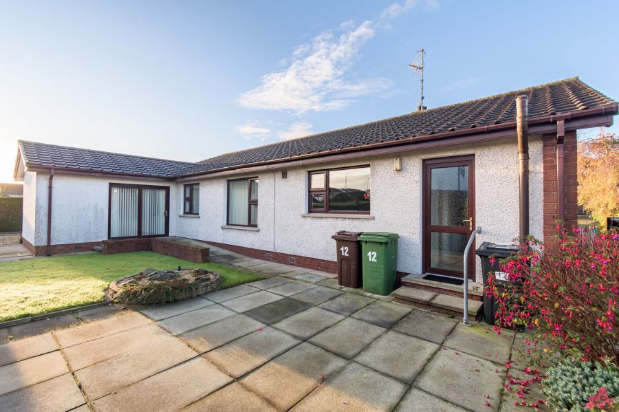 12 Oldfort Avenue