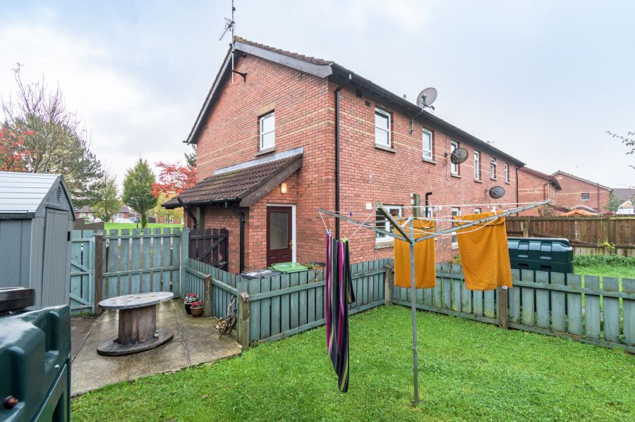 8 Claremont Crescent
