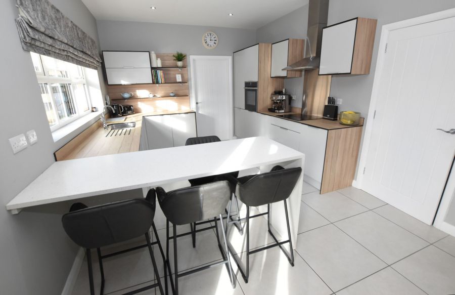 1 Wellington Park Road