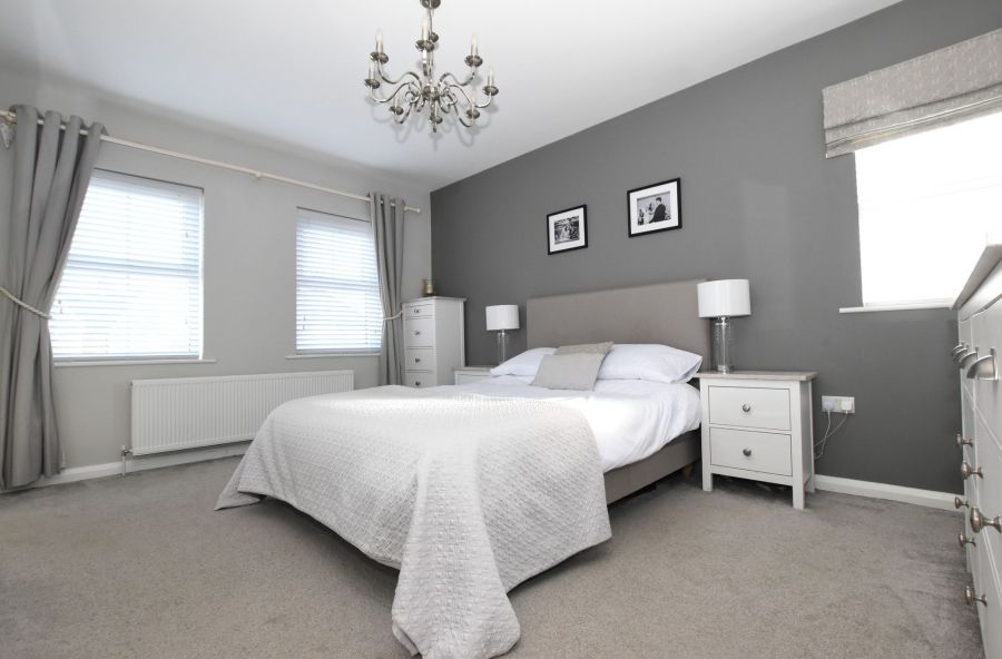 1 Wellington Park Road