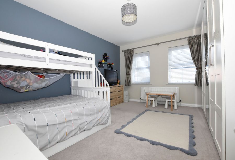 1 Wellington Park Road