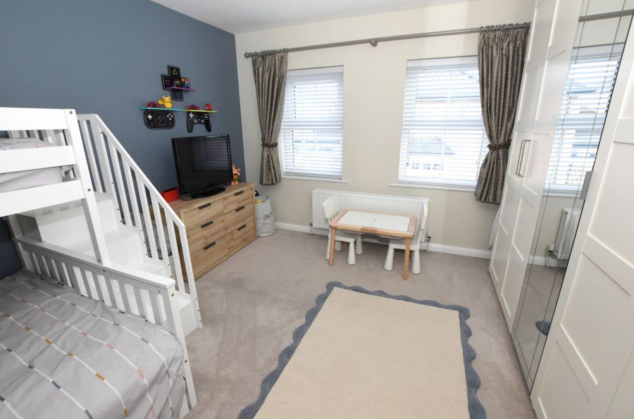 1 Wellington Park Road