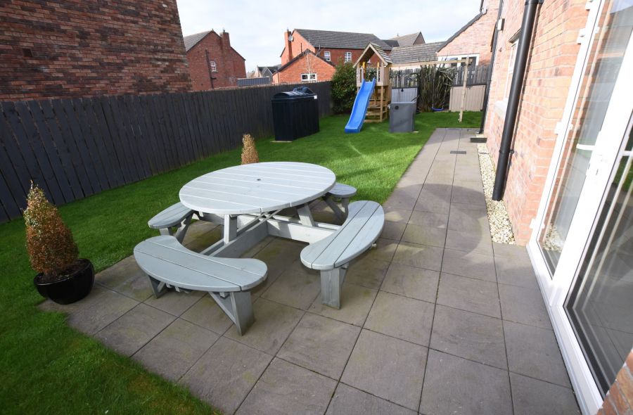 1 Wellington Park Road