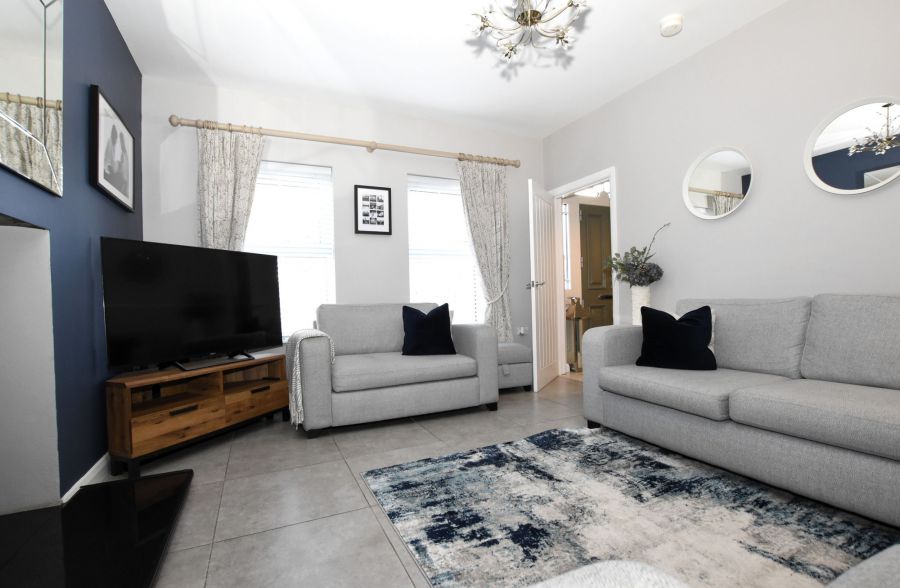 1 Wellington Park Road