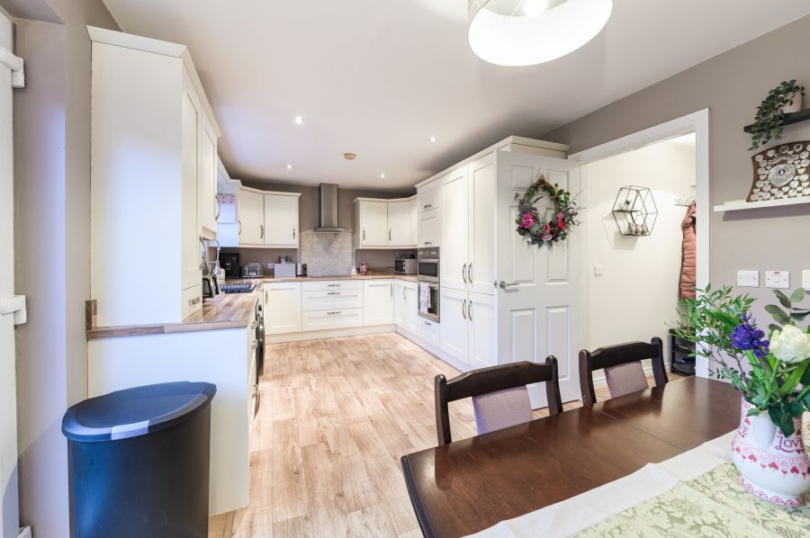 41 Wellington Park Drive