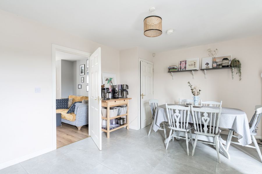 11 Lockkeepers Lodge