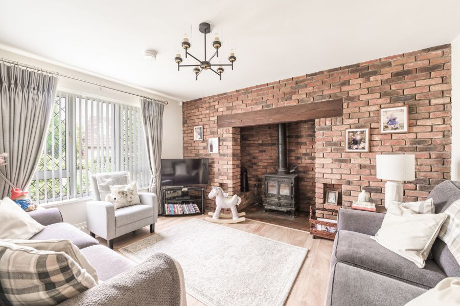 9 Sandhill Court
