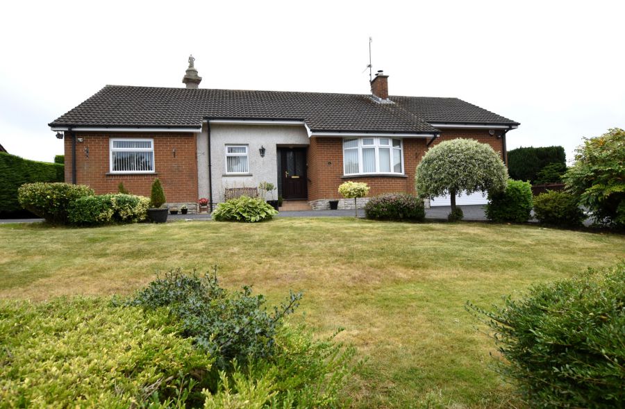 4 Monument Park, Hillsborough, Royal Hillsborough, BT26 6EX