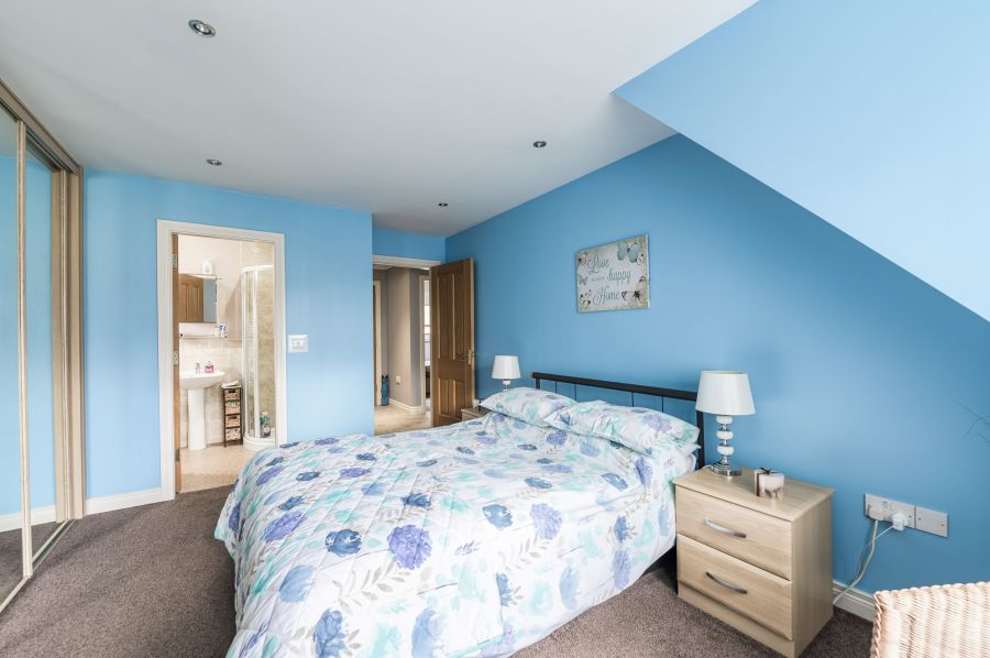 14 Mornington Avenue