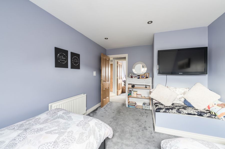 14 Mornington Avenue