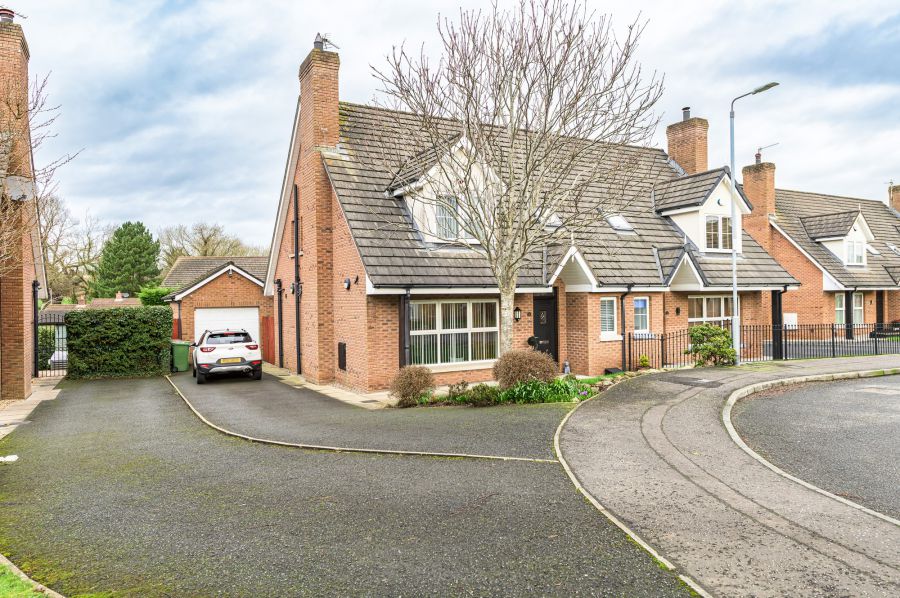 14 Mornington Avenue