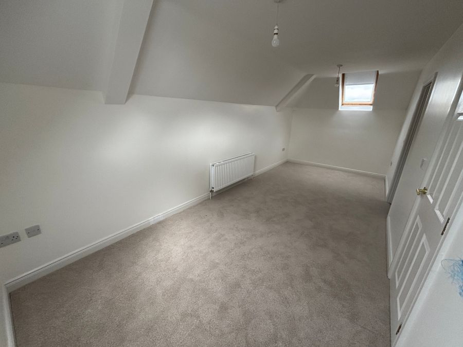 7 Broomhill Courtyard