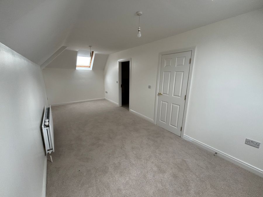 7 Broomhill Courtyard