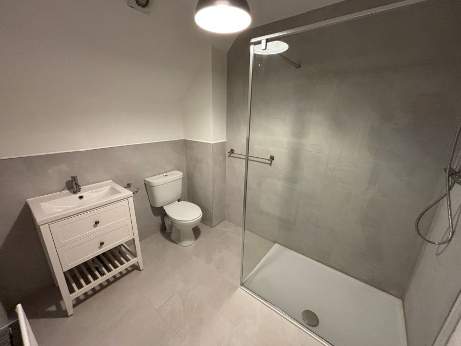 7 Broomhill Courtyard