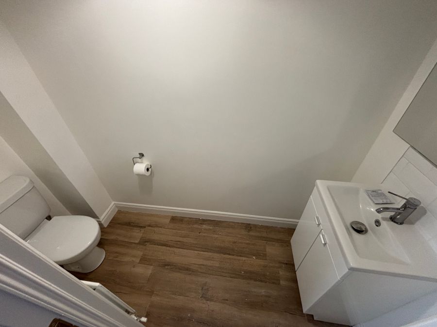 7 Broomhill Courtyard