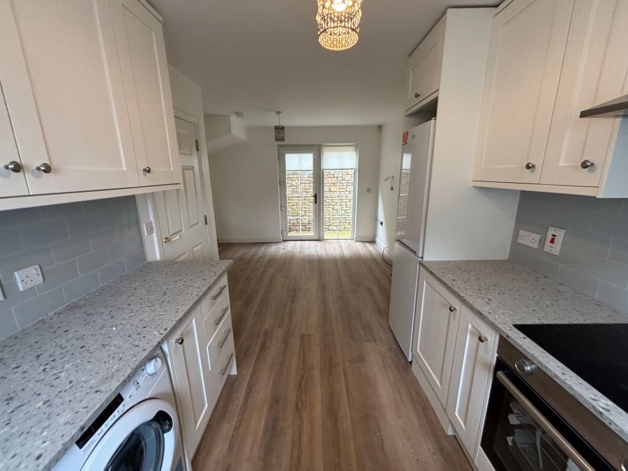 7 Broomhill Courtyard