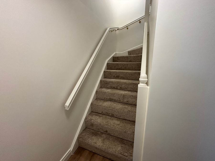 7 Broomhill Courtyard