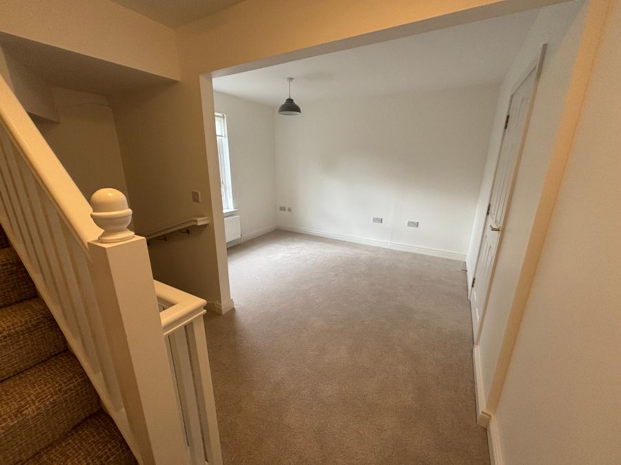 7 Broomhill Courtyard